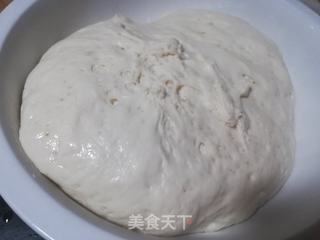 家常韭菜鸡蛋虾皮大包子的做法步骤:8