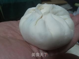 家常韭菜鸡蛋虾皮大包子的做法步骤:9