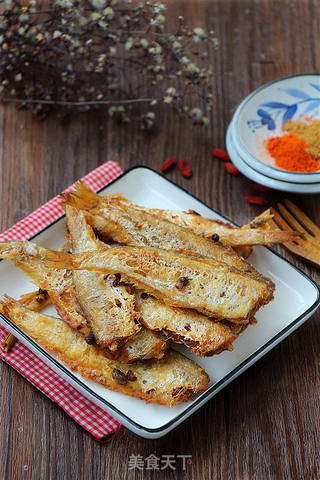 酥炸马口鱼的做法步骤:9