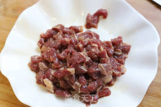 香辣小炒牛肉的做法步骤:3