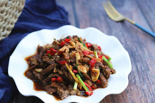 香辣小炒牛肉的做法步骤：9