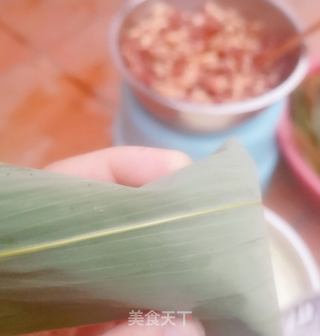 咸蛋黄肉粽的做法步骤:6
