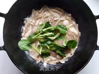 菌菇鱼丸面的做法步骤:6