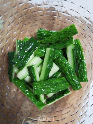 黄瓜小咸菜的做法步骤:5