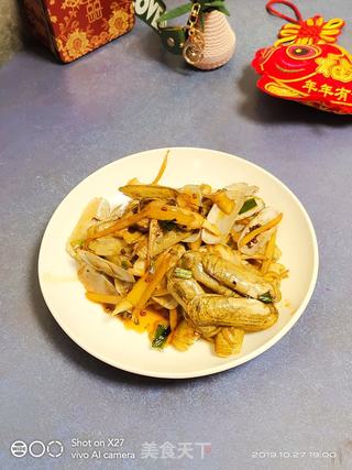 快速煸炒，好吃美味，让你永远忘不了它的香味。的做法步骤：7