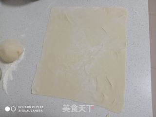 猫耳朵馄饨，通透馄饨皮的做法步骤：4