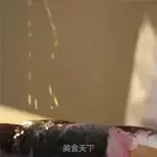 剁椒鱼头的做法步骤：2