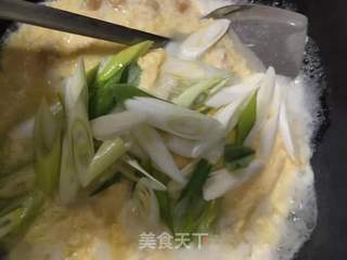 彭豆教你十分钟搞定不用油的鸡蛋爆贝丁（瑶柱）的做法步骤：6