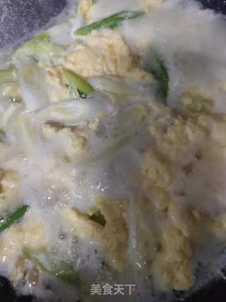 彭豆教你十分钟搞定不用油的鸡蛋爆贝丁(瑶柱)的做法步骤:7