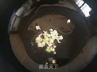 金针菇木耳豆腐蛋花汤的做法步骤:4