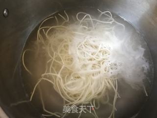 蟹粉豆腐汤捞面的做法步骤:11