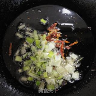 鲜虾热汤玉米面的做法步骤:3