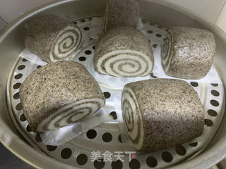 黑芝麻双色馒头的做法步骤:12