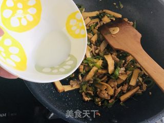 鲜香下饭，超好吃的香干肉丝！的做法步骤：12