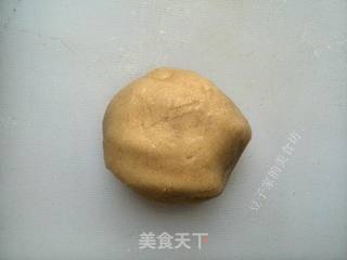 墙角里的蜘蛛爬到盘子里了的做法步骤:5