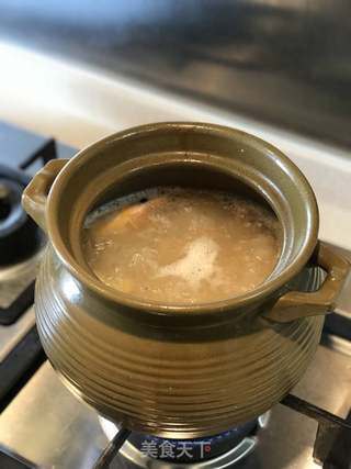 潮州砂锅海鲜粥的做法步骤:18