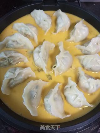 水饺抱蛋的做法步骤:8