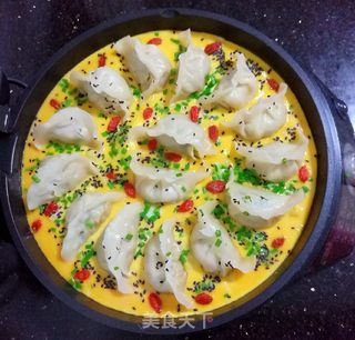 水饺抱蛋的做法步骤:12
