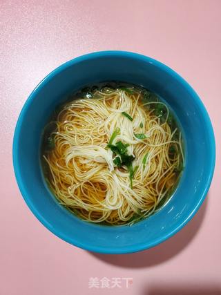 酸汤面条的做法步骤:12