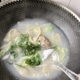 “热汤面”盐水鸭腿牛筋面的做法步骤：15