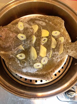 清蒸多宝鱼。的做法步骤：3