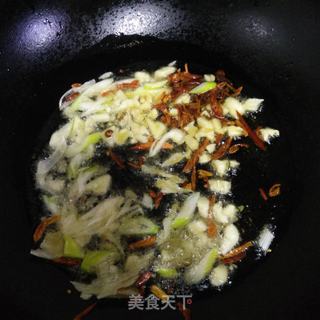 干煸鱿鱼的做法步骤:5