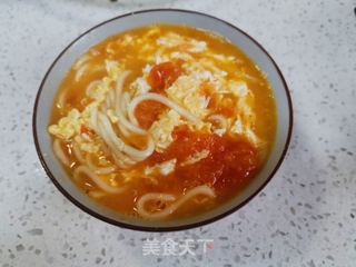 西红柿热汤面的做法步骤:12