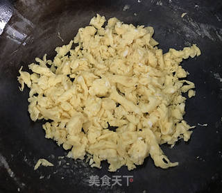 韭菜鸡蛋豆腐皮包的做法步骤:4
