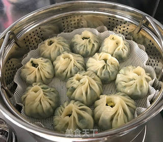 韭菜鸡蛋豆腐皮包的做法步骤:10