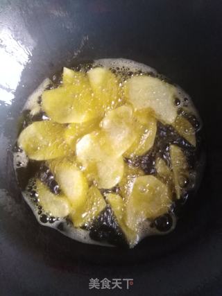 炸薯片的做法步骤:2