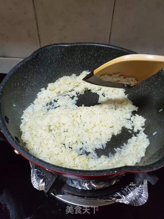 生炒糯米饭的做法步骤:7
