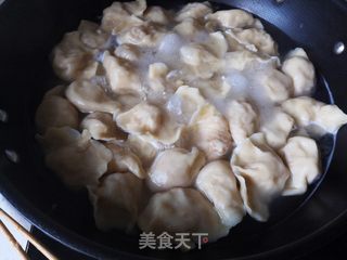 白菜花生水饺的做法步骤：8