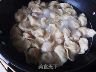 白菜花生水饺的做法步骤:8