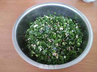 韭菜鸡蛋香菇馅发面蒸饺的做法步骤:6