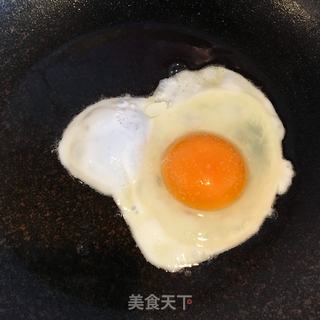 西红柿荷包蛋汤面的做法步骤：3