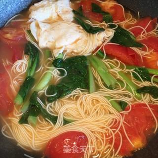 西红柿荷包蛋汤面的做法步骤：7