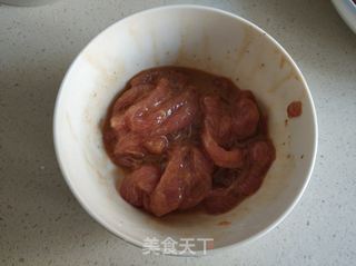 菠菜肉丝汤面的做法步骤:2