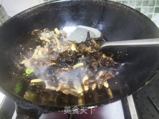 肉丝白菜热汤面的做法步骤：5