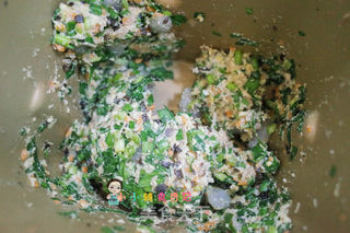 12个月以上辅食香煎三鲜饺子的做法步骤:8