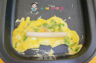 12个月以上辅食小黄人厚蛋烧的做法步骤:6