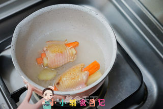 10个月以上辅食土豆无骨鸡翅面条套餐的做法步骤：7