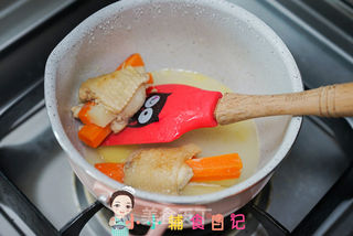 10个月以上辅食土豆无骨鸡翅面条套餐的做法步骤:9