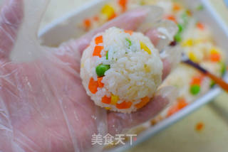 肉松奶酪饭团的做法步骤:5
