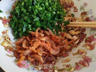 立冬虾皮韭菜水饺的做法步骤:2
