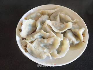 立冬虾皮韭菜水饺的做法步骤：6