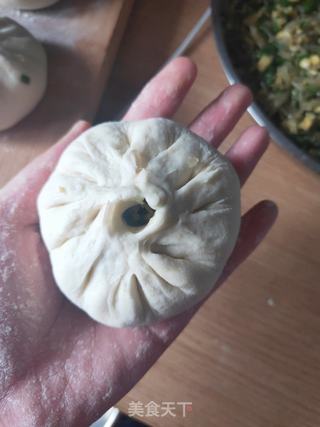 韭菜鸡蛋粉丝包的做法步骤:11