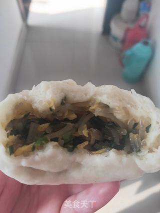 韭菜鸡蛋粉丝包的做法步骤:15