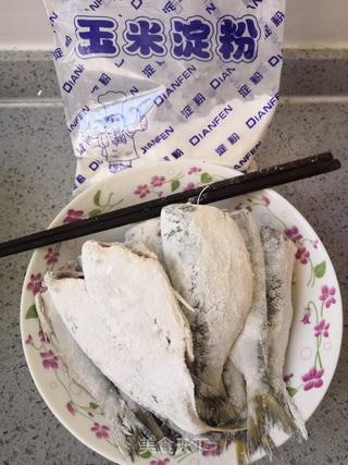 香煎磁鱼的做法步骤:3
