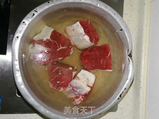 红烧牛肉面的做法步骤：2