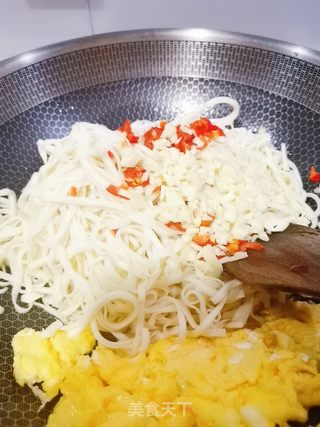 鸡蛋炒面的做法步骤:5